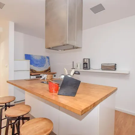 Plumera House