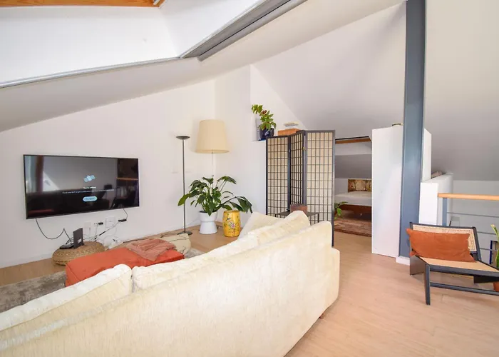 Apartman Plumera House *