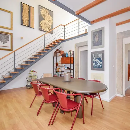 Plumera House * Paço de Arcos